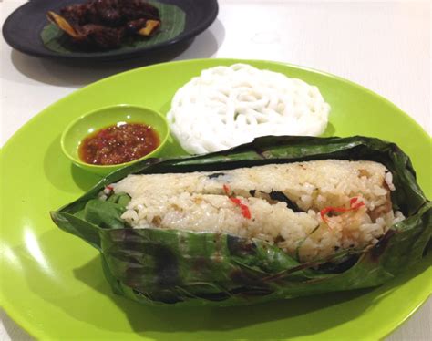 Maybe you would like to learn more about one of these? Sedap Mengenyangkan Nasi Bakar Berpelengkap Ikan Asin Jambal - Foto 4