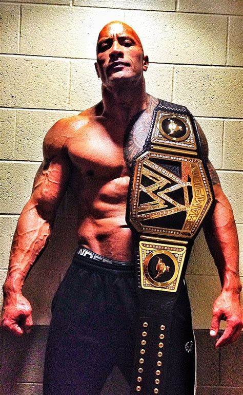 His father, from amherst, nova scotia, canada, is black. Fánaticos WWE Latinoamérica: The Rock Cansado por las ...