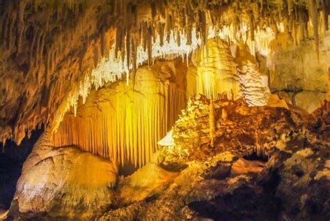 Caves In South Dakotas Black Hills Rushmore Express