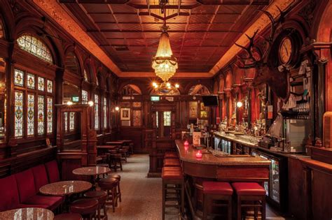 Pin By Bri Badili On Places Irish Pub Decor Irish Pub Interior