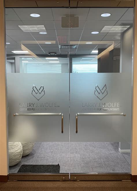 The Benefits Of Custom Frosted And Etched Window Graphics