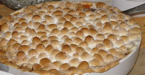 See more ideas about food, marshmellos, sweet treats. Sweet Potatoes with Marshmallow | Olives & Okra