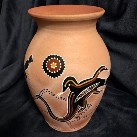 Mcm Hand Painted Australian Aboriginal Art Pottery Terracotta Vase