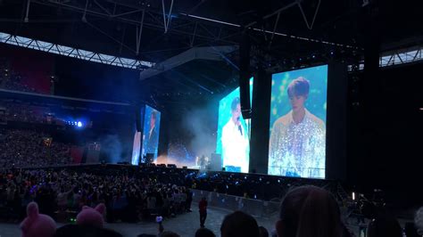 Now, it's been announced that bts will be bringing the show back to uk soil. BTS WEMBLEY STADIUM CONCERT 1st JUNE 2019 THE TRUTH UNTOLD ...