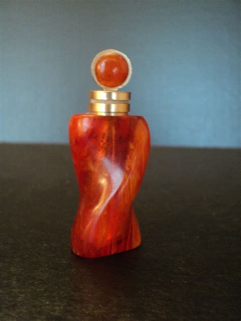 Unusual Vintage Miniature Amber Bakelite Perfume Or Scent Bottle Ebay