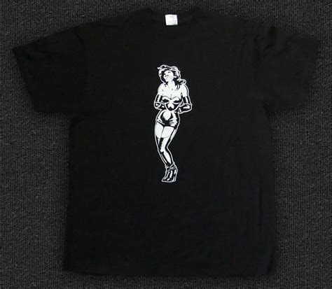 The band consists of guitarist farin urlaub, drummer die ärzte were formed in berlin in 1982 by jan vetter (alias farin urlaub, a pun on the expression fahr in urlaub, meaning go on vacation), dirk. Rock 'n' Roll T-Shirt - Die Ärzte