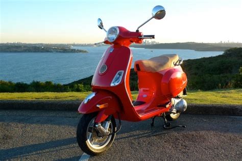 Cycle world hat spezifikationen und bewertungen über die 2013 lx 150 ie. Harga Vespa Matic Lx 150
