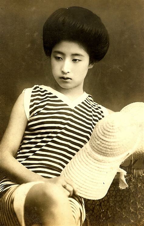 JAPANESE SWIMSUIT GIRLS Meiji Era Bathing Beauties Of Ol Flickr