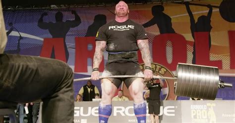 The Mountain From ‘game Of Thrones Sets Deadlift World Record