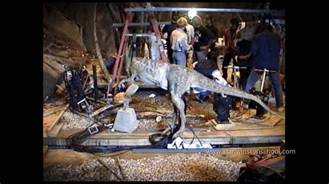 Jurassic Parks Spitter Building The Animatronic Dilophosaurus
