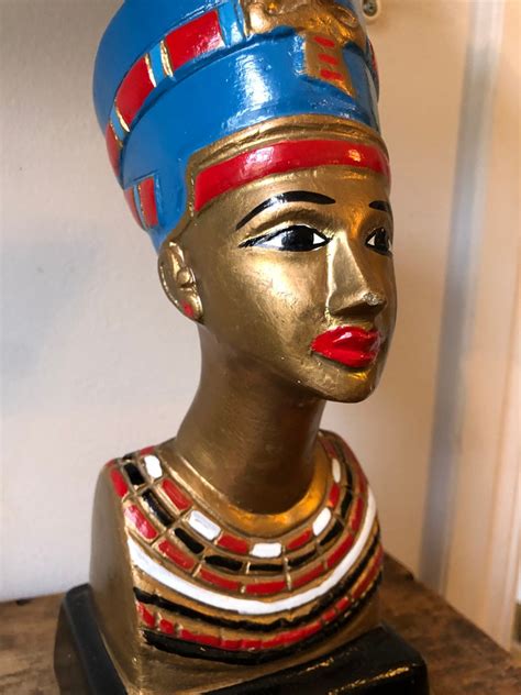 Chalkware Plaster Bust Of Egyptian Queen Nefertiti Statue Bust Etsy