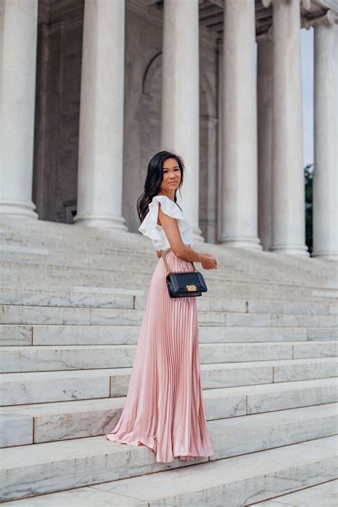 Pink Pleated Maxi Skirt At Jefferson Memorial A Weekend In Washington