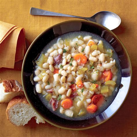 They are perfect for making baked beans or creamy soups, like this easy ham and navy bean soup recipe. White Bean & Ham Soup - Rachael Ray In Season