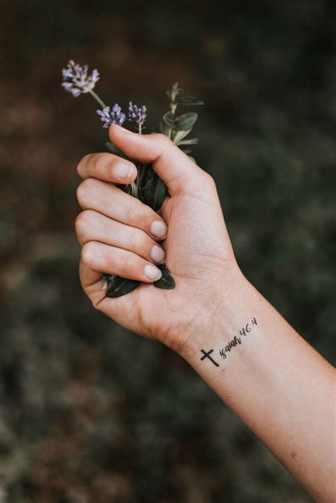 63 Unique Ideas Of Cross Tattoo Designs For Women With Meaning