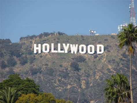 [72+] Hollywood Sign Wallpaper on WallpaperSafari