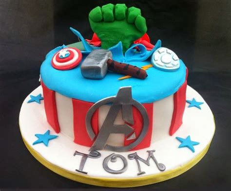 Download free birthday cake images. Torta Avengers Age of Ultron | 10 ricette dei Vendicatori ...