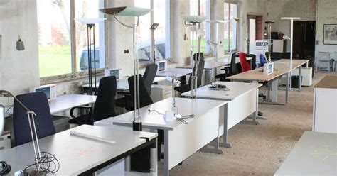 Bleiben sie informiert über haus kaufen. #Schnäppchen fürs #Büro: Top #Büromöbel Einzelmodelle ...