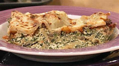 Spinach And Mushroom Lasagna Recipe Rachael Ray Show