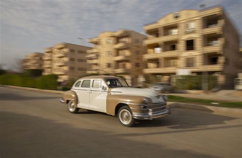 Egyptian Collector Preserves Hundreds Of Classic Cars Daily Sabah