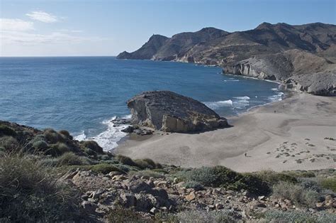 El acceso a la playas de Mónsul y Genoveses en Cabo de Gata Níjar Almería volverá a ser de