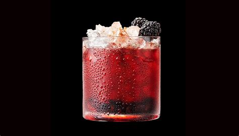 Make this spooky black spiced rum cocktail in celebration of the winter solstice. Kraken Rum Recipes | Dandk Organizer