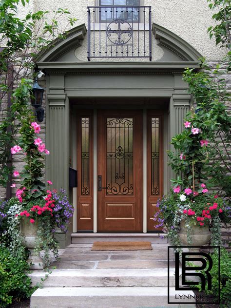 Beautiful Front Door With Flowers Lynnrich Lynnrich