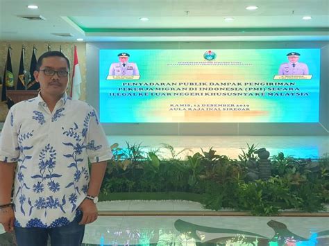 Ia menyebut, dari 3,4 juta tenaga kerja yang ada di dki, sebanyak 1,1 juta memiliki nik dki. DISNAKER Asahan Buka Pendaftaran Pelatihan Kerja ke BBPLK ...