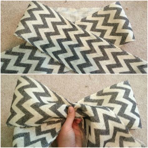 Making a bow adds new life to an old wreath, or helps make a new wreath match your home decor. DIY Fall Wreath - Home Sweet Ruby