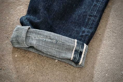 How To Cuff Jeans 8 Common Ways Denim FAQ By Denimhunters 2023