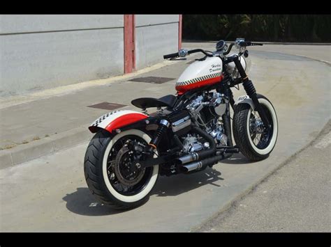 Born in the first half of the origins of bobber motorcycles. "DYNA BOBBER" | Lord Drake Kustoms