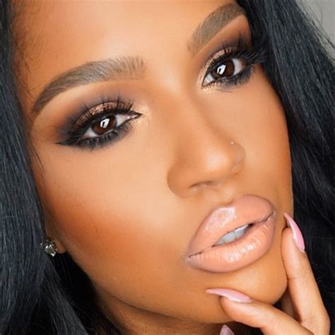 They frame your face, create structure and definition, and highlight your greatest, most expressive asset: Viral Vanity: 7 YouTube Tutorials To Get Your Eyebrows On Fleek