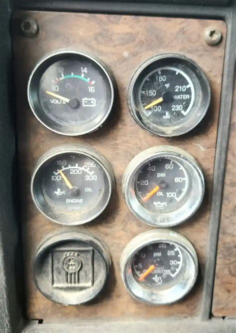 Used 1996 Kenworth T800 Instrument Cluster For Sale North East