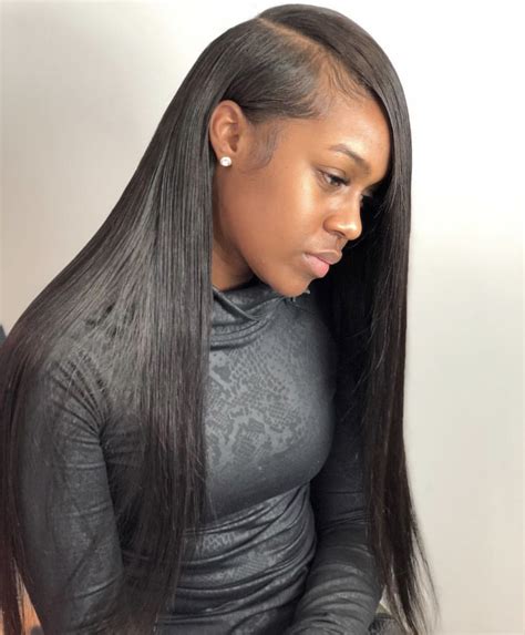 I also slow down as i approach the corners and make sure i pivot with a 90 degree angle. side part leave out sew in💋 | Sew in straight hair, Sew in ...