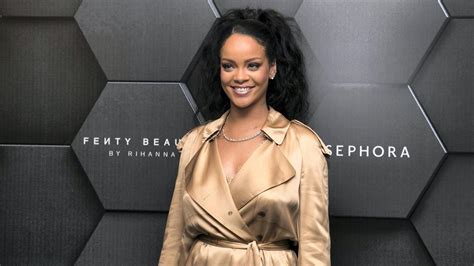 Rihanna Hosts First Fenty Beauty Artistry And Beauty Talk