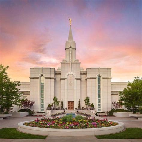 Bountiful Temple Autumn Spire Lds Temple Pictures In 2020 Bountiful