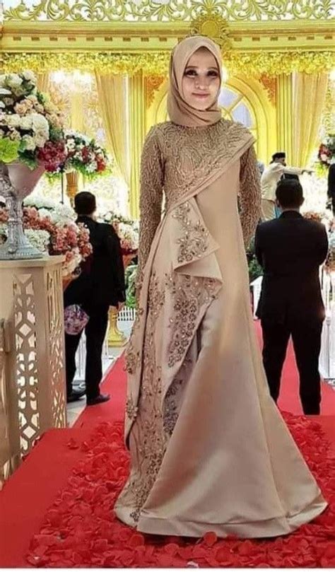 Maybe you would like to learn more about one of these? #undangan #bajuBaju undangan Informasi, Tips dan Foto aneka baju gamis modern terbaru yang lagi ...
