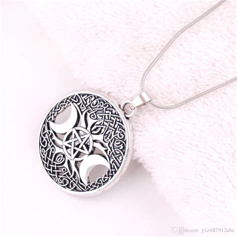 Triple Moon Goddess Wicca Pentagram Magic Amulet Necklace Women Tree