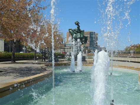 Five Things You Dont Know About Kansas Citys Iconic Fountains In