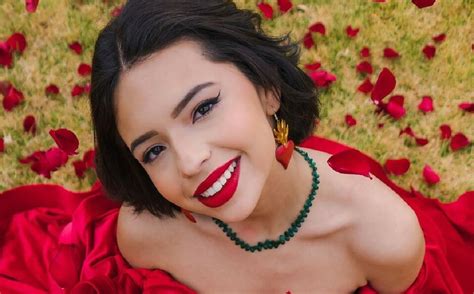 Ngela Aguilar Presenta Al Amor De Su Vida Con Una Adorable Foto Chic