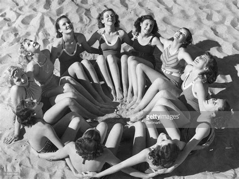 Bathing Beauties Frolic In South Land Warmth Venice California With