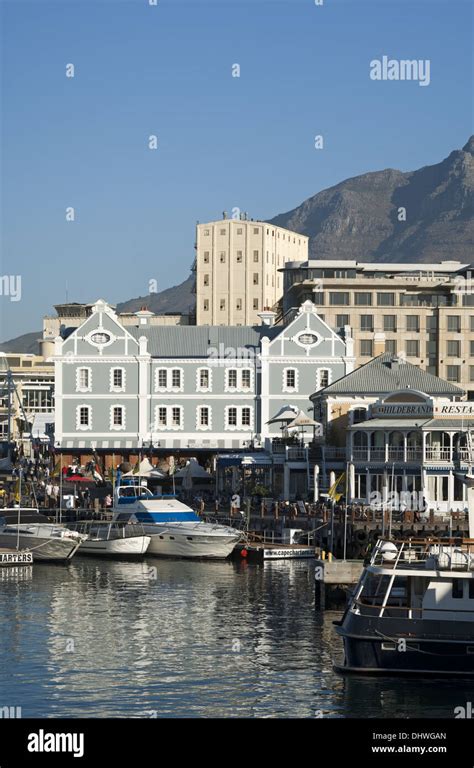 Waterfront Entertainment Centre Cape Town Stock Photo Alamy