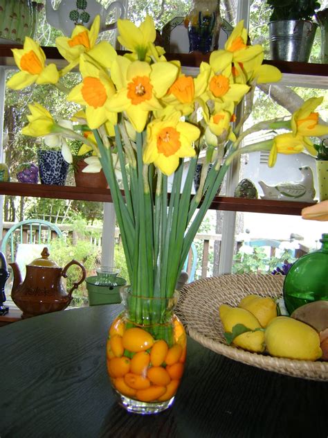 20 Adorable Easter Flower Arrangement Ideas