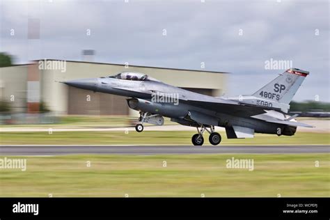 F 16 Viper Demonstration Team High Resolution Stock Photography And