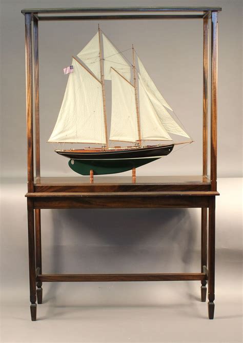 Malabar X Naval Architect Alden Design Display Case And Table