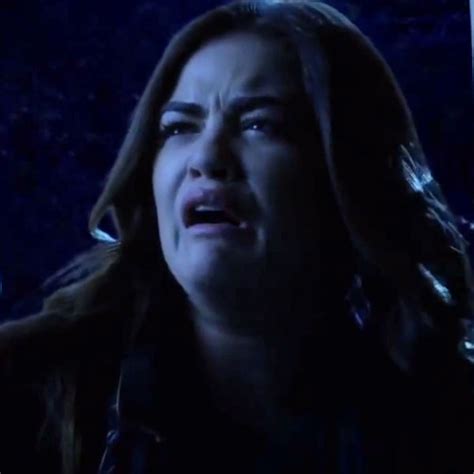 Pretty Little Liars Bombshell Aria Finds Out Ezras Shocking Betrayal
