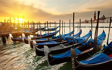 Wallpaper Sunlight Boat Sea Italy Venice Vehicle Dock Gondolas