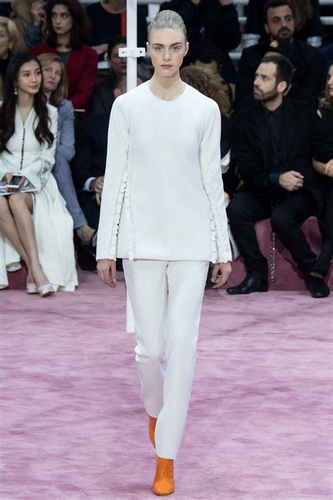 Christian Dior Spring 2015 Couture Fashion Show Christian Dior Haute