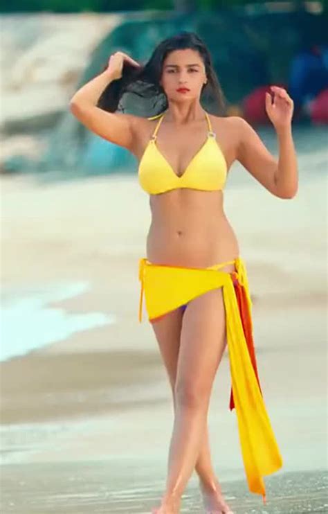 15 Hot Photos Of Alia Bhatt In Bikini And Swimsuits