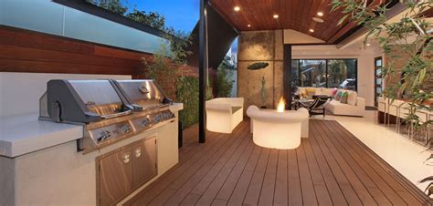 Your outdoor barbecue stock images are ready. 10 Awesome Outdoor BBQ Areas That Will Get You Inspired ...
