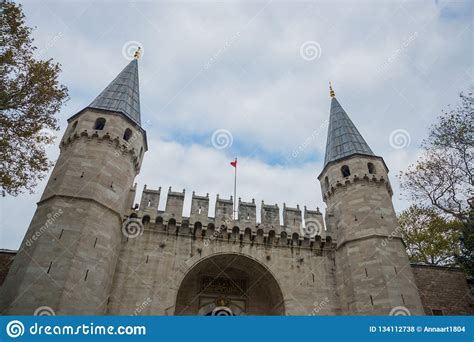 Istanbul Turkey The Gate Of Salutation In Topkapi Palace Topkapi